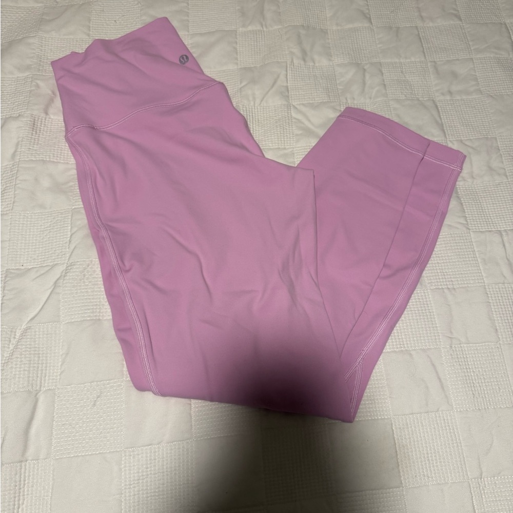 Align 25” Leggings 
Never worn
Color: vita pink
Size:8